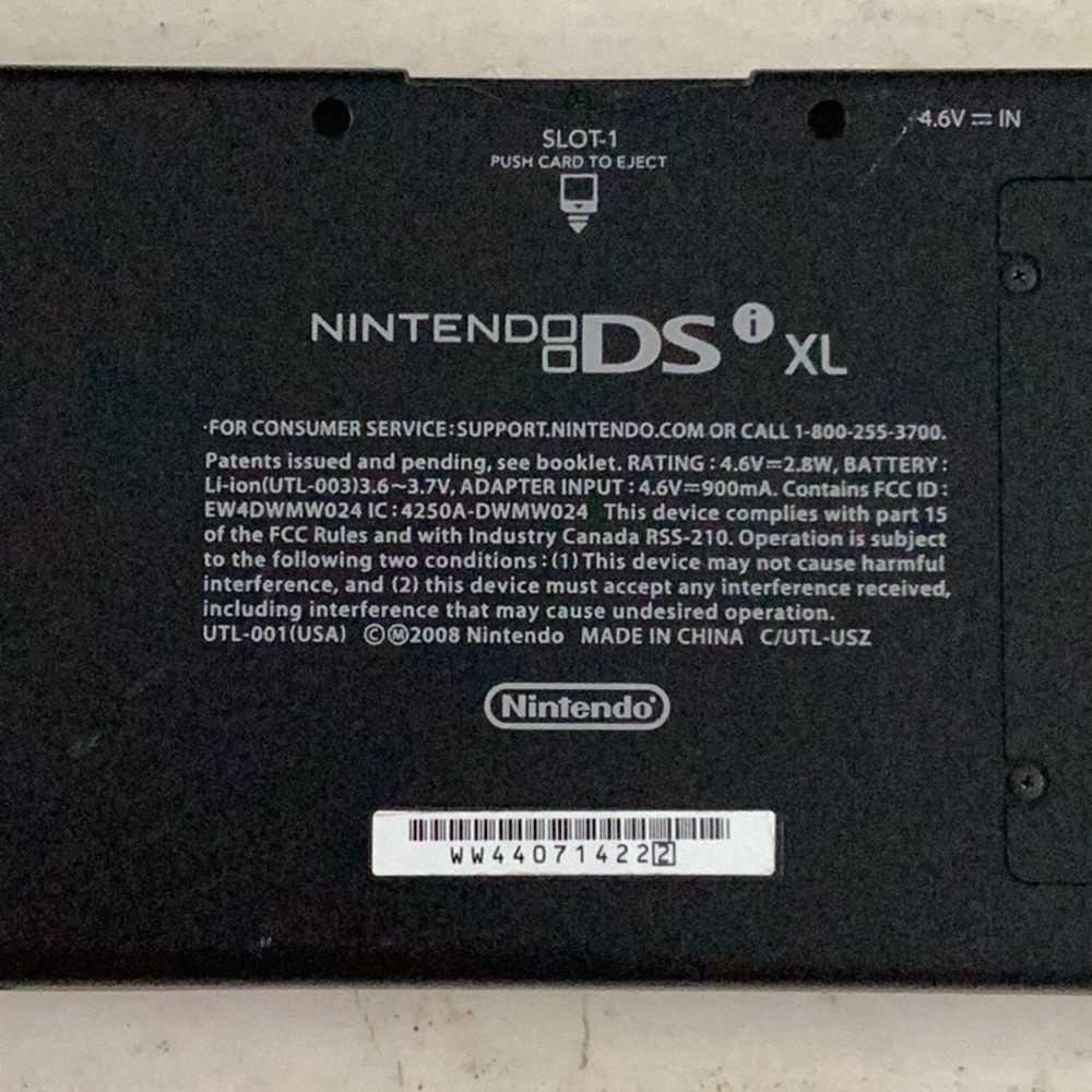 Nintendo DSi XL Console & Charger Handheld System Blue - Picture 6 of 15